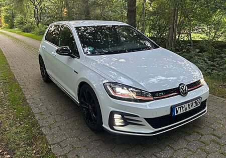 VW Golf Volkswagen 2.0 TSI DSG GTI GTI