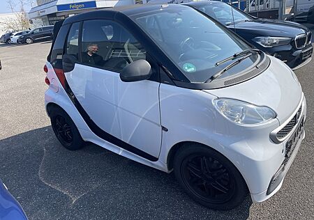 Smart ForTwo Micro Hybrid Drive 52 kW SERVOLENKUNG