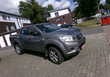 Nissan Navara NP300 Acenta Double Cab 4x4 Automatik 8xA