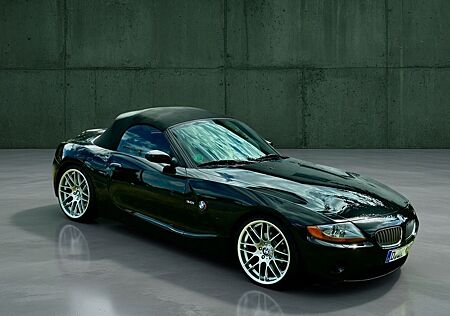 BMW Z4 3.0i - Scheckheft gepflegt
