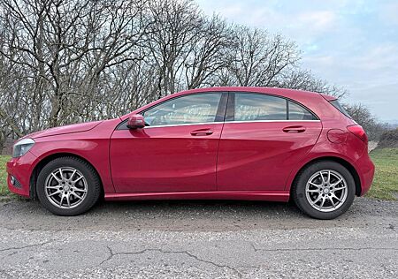 Mercedes-Benz A 180 -