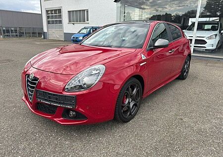 Alfa Romeo Giulietta Quadrifoglio -NAVI-LEDER-XENON-PANO-