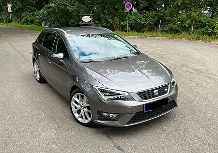 Seat Leon ST 2.0 TDI FR DSG | AHK | Zahnriemen