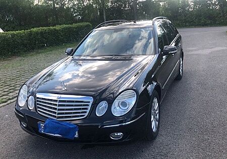 Mercedes-Benz E 220 CDI T ELEGANCE