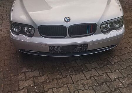 BMW 735i A -