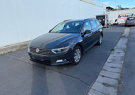 VW Passat Variant Volkswagen NAVI TEMPOMAT SITZHEIZUNG
