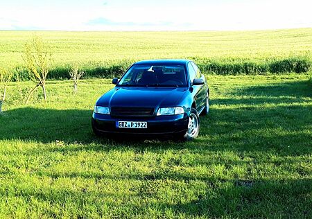 Audi A4 1.8 -