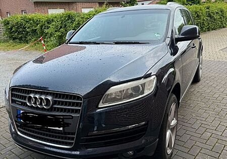 Audi Q7 3.0 TDI (DPF) quattro tiptronic -