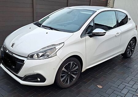 Peugeot 208 1.2 Allure PureTech 110 EAT6 S & S Allure