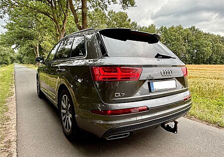 Audi Q7 50 TDI quattro tiptronic S line S line