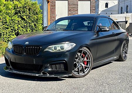 BMW 240 M240i Coupe