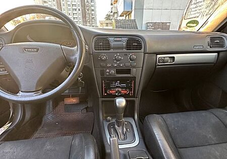 Volvo V40 2.0 -