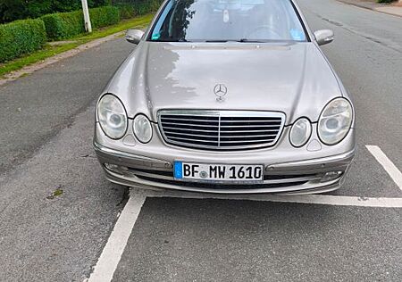 Mercedes-Benz E 320 4MATIC T AVANTGARDE Avantgarde