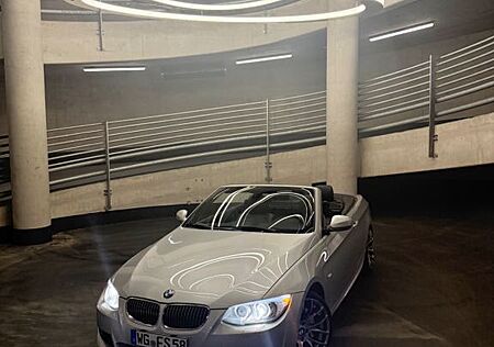 BMW 335 i e93 Cabrio M-Paket LCI/DKG/ Individual