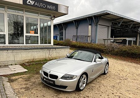 BMW Z4 BaureiRoadster 2.0i/NAVI/PDC/SHZ/MEMORY/HU-26