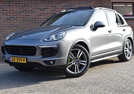 Porsche Cayenne 3.0 S E-Hybrid '15 Pano Sport chrono Led