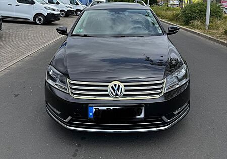 VW Passat Volkswagen 2.0 TDI 130kW Highline BlueMotion Tec...