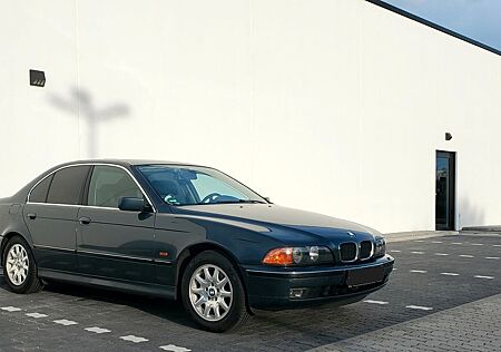 BMW 528i A - E39 - Individual - HU neu