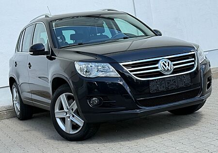 VW Tiguan Volkswagen Sport & Style 4Motion*Klima*AHK*PDC*SHZ