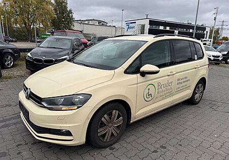 VW Touran Volkswagen 2.0 TDI Comfortline DSG, 7-Sitze
