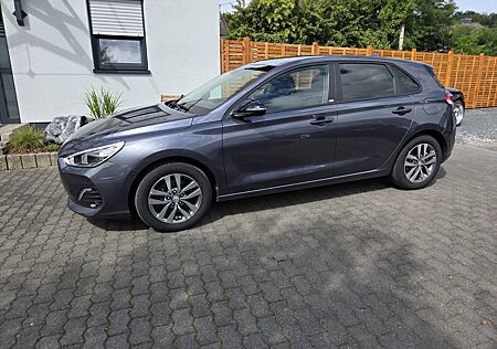 Hyundai i30 YES! achtfach Alu
