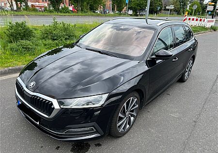 Skoda Octavia 2.0 TDI SCR 110kW DSG FIRST EDIT. CO...