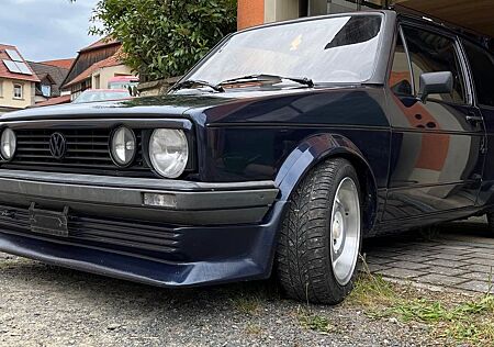 VW Golf Volkswagen 1 GTI Pirelli 16V