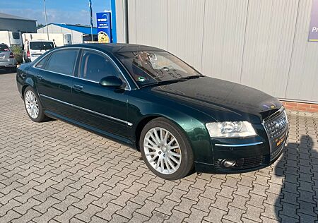 Audi A8 6.0 W12 quattro Lang