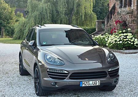 Porsche Cayenne Diesel "sehr gepflegt/Kamera/S.Dach/21"