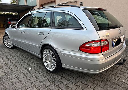 Mercedes-Benz E 220 CDI T CLASSIC Classic Tüv/Au Neu!