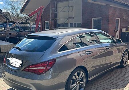 Mercedes-Benz CLA 180 Shooting Brake gebraucht kaufen Mercedes-Benz CLA 180 Shooting Brake -