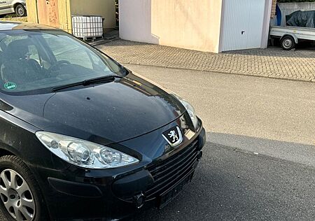 Peugeot 307 Grand Filou Cool 90 ideales Winterauto