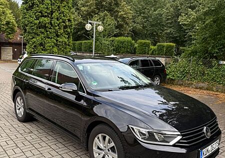 VW Passat Variant Volkswagen 2.0 TDI SCR Comfortline Varia...