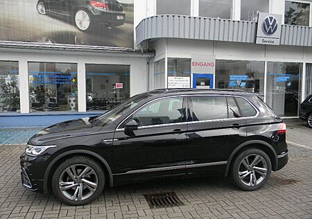 VW Tiguan Volkswagen R-Line 1,5 TSI 7 GANG DSG AHK,KAMERA