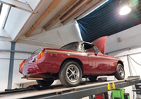 MG MGB Roadster 1.8 Doppelvergaser+Sportauspuff