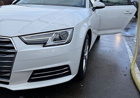 Audi A4 2.0 TDI 110kW multitronic Ambiente Avant ...