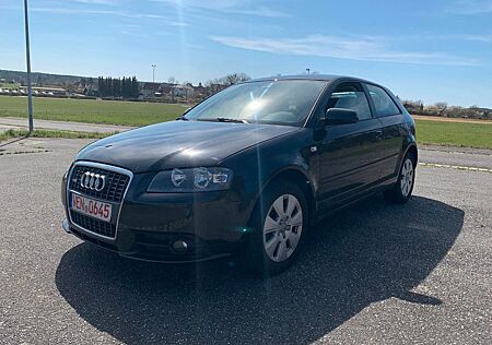 Audi A3 1.6 *SLINE*KLIMAAUTO*3.HAND*SPORT