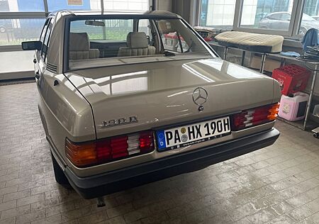 Mercedes-Benz 190 190D