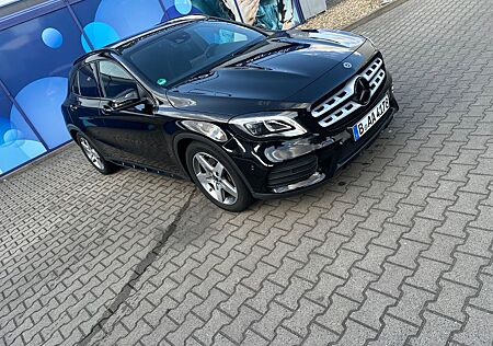 Mercedes-Benz GLA 220 4MATIC Sport Edition
