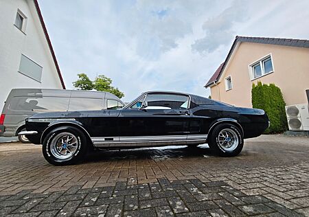 Ford Mustang GT Fastback 1967