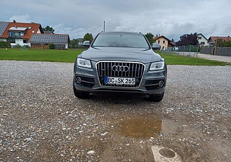 Audi Q5 2.0 TDI S tronic quattro -