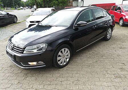 VW Passat Volkswagen 1.8i Comfortline/Klimaautomatik/Sitzheiz.