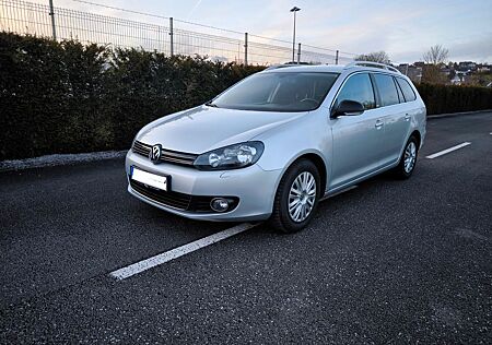 VW Golf Volkswagen 1.6 TDI Style Variant Style