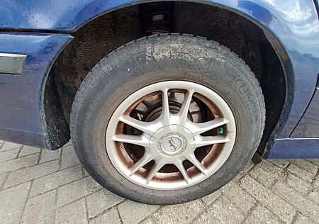 BMW 520i A -