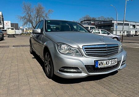 Mercedes-Benz C 180 BlueEFFICIENCY ELEGANCE ELEGANCE