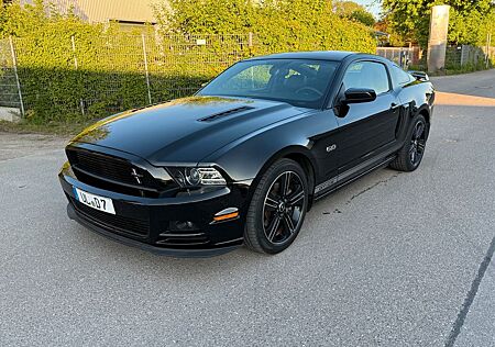 Ford Mustang 5.0 GT California Special V8 *Schalter*