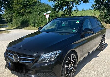 Mercedes-Benz C 300 T Autom. - Voll Leder/ Luftfed./Sitzklima