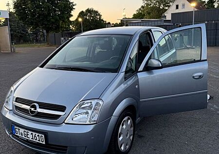 Opel Meriva 1.6 -
