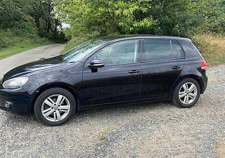 VW Golf Volkswagen 1.2 TSI 63 kW MATCH MATCH