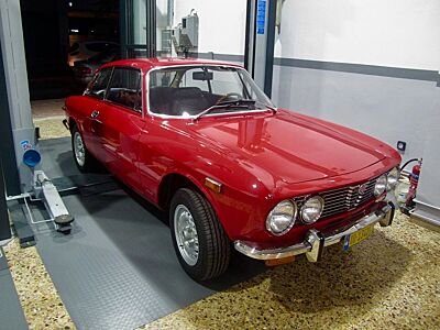 Alfa Romeo  2000 GTV BERTONE